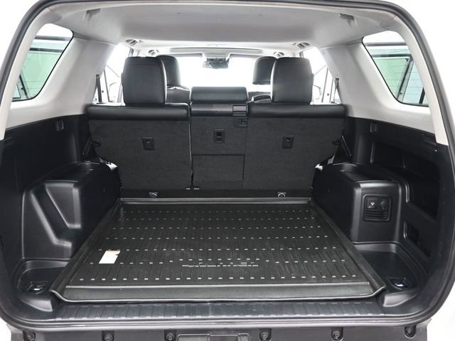 Certified 2021 Toyota 4Runner Venture w/ Moonroof Package AWD/4WD image 29