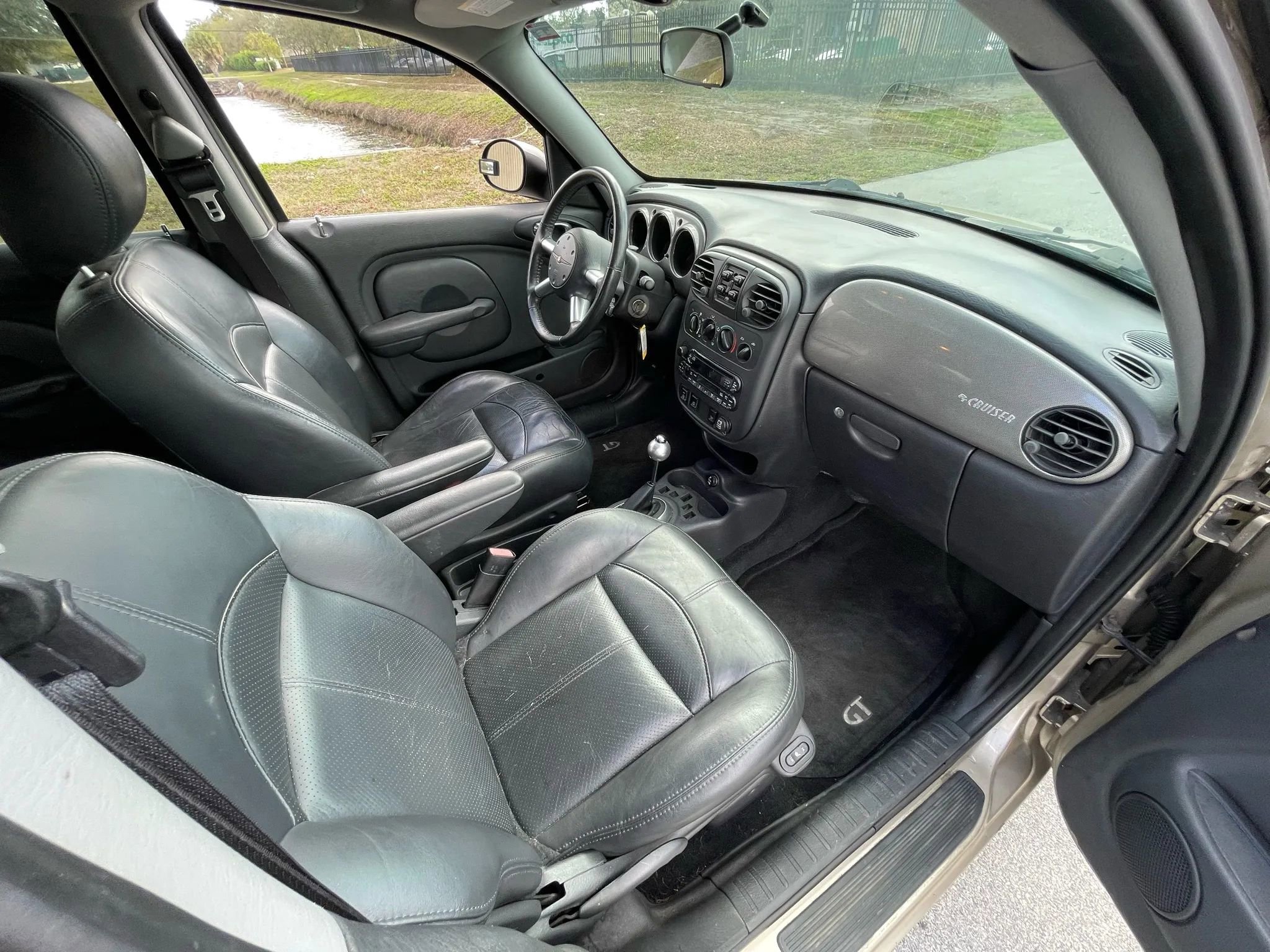 Used 2004 Chrysler PT Cruiser GT image 23
