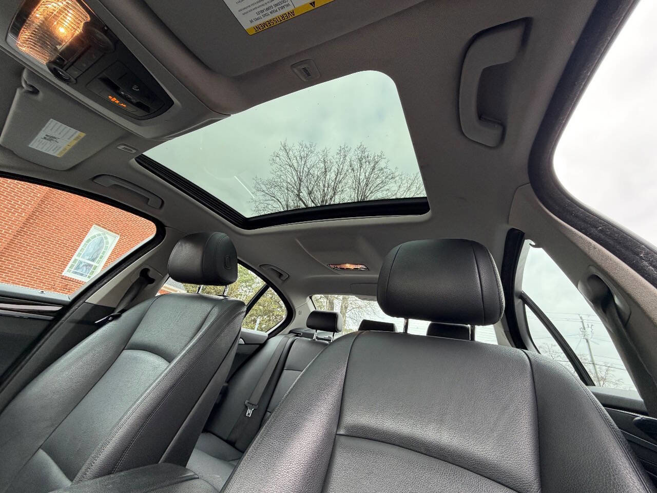 Used 2016 BMW 528i xDrive Sedan AWD/4WD image 13