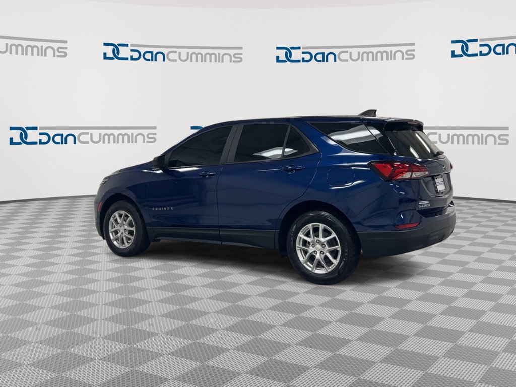 Used 2022 Chevrolet Equinox LS FWD image 6