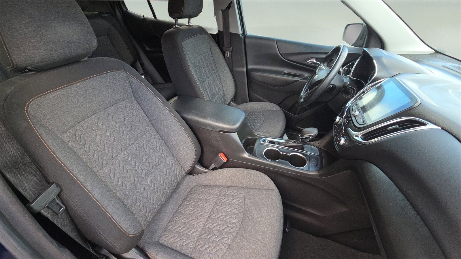 Used 2022 Chevrolet Equinox LT image 25