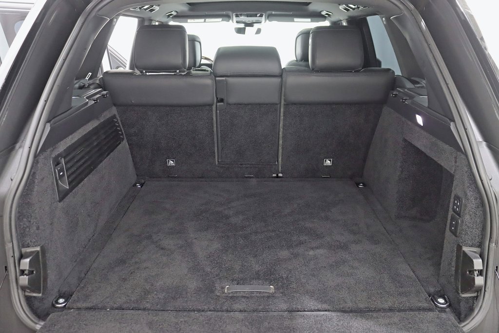 Used 2021 Land Rover Range Rover Westminster Edition image 32
