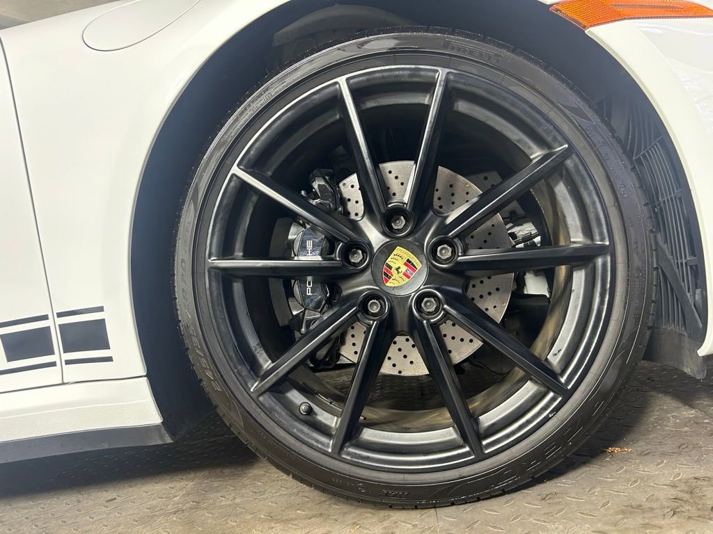 Certified 2020 Porsche 911 Carrera image 13