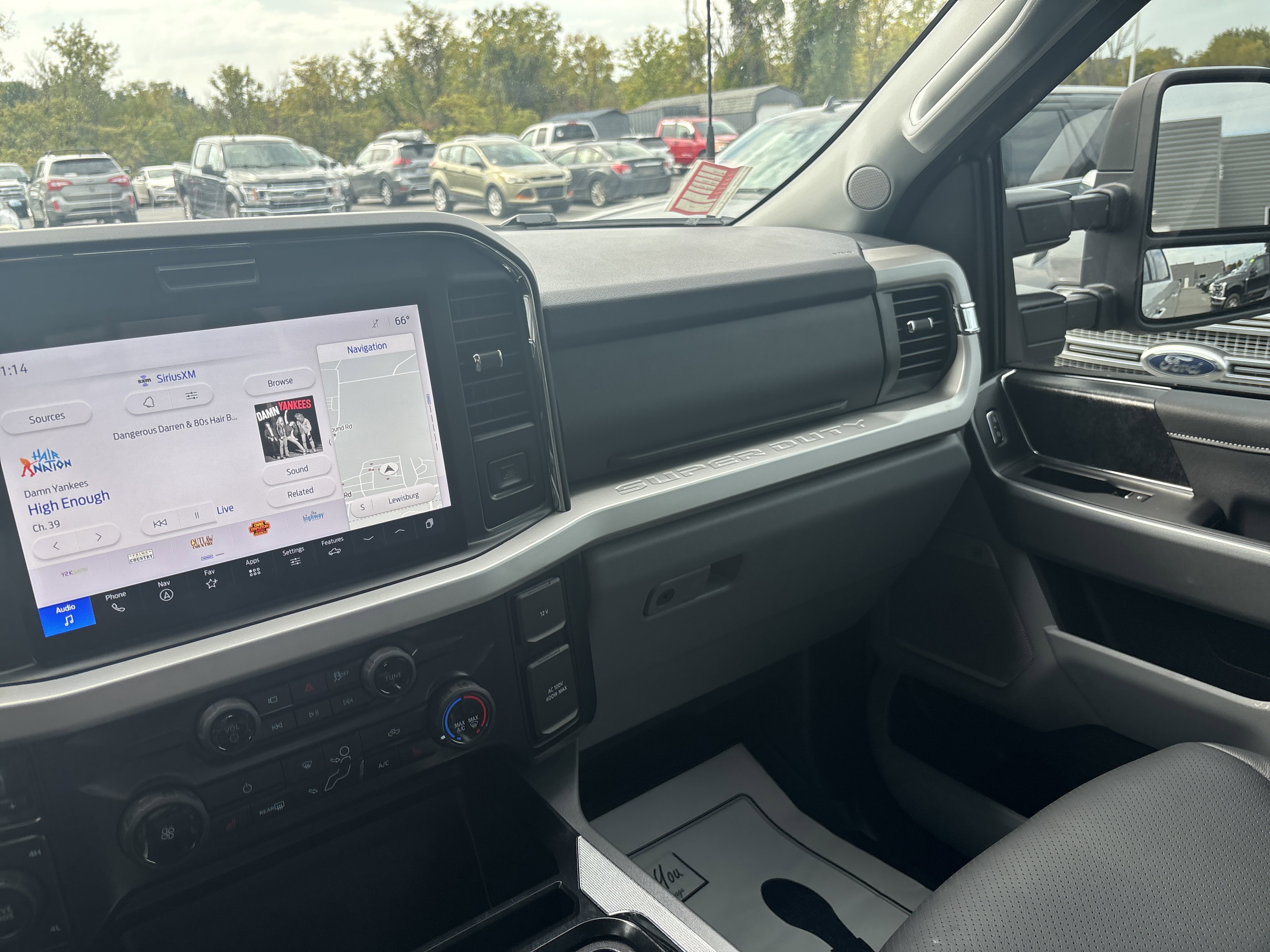 Used 2025 Ford F250 XLT w/ Black Appearance Package image 23
