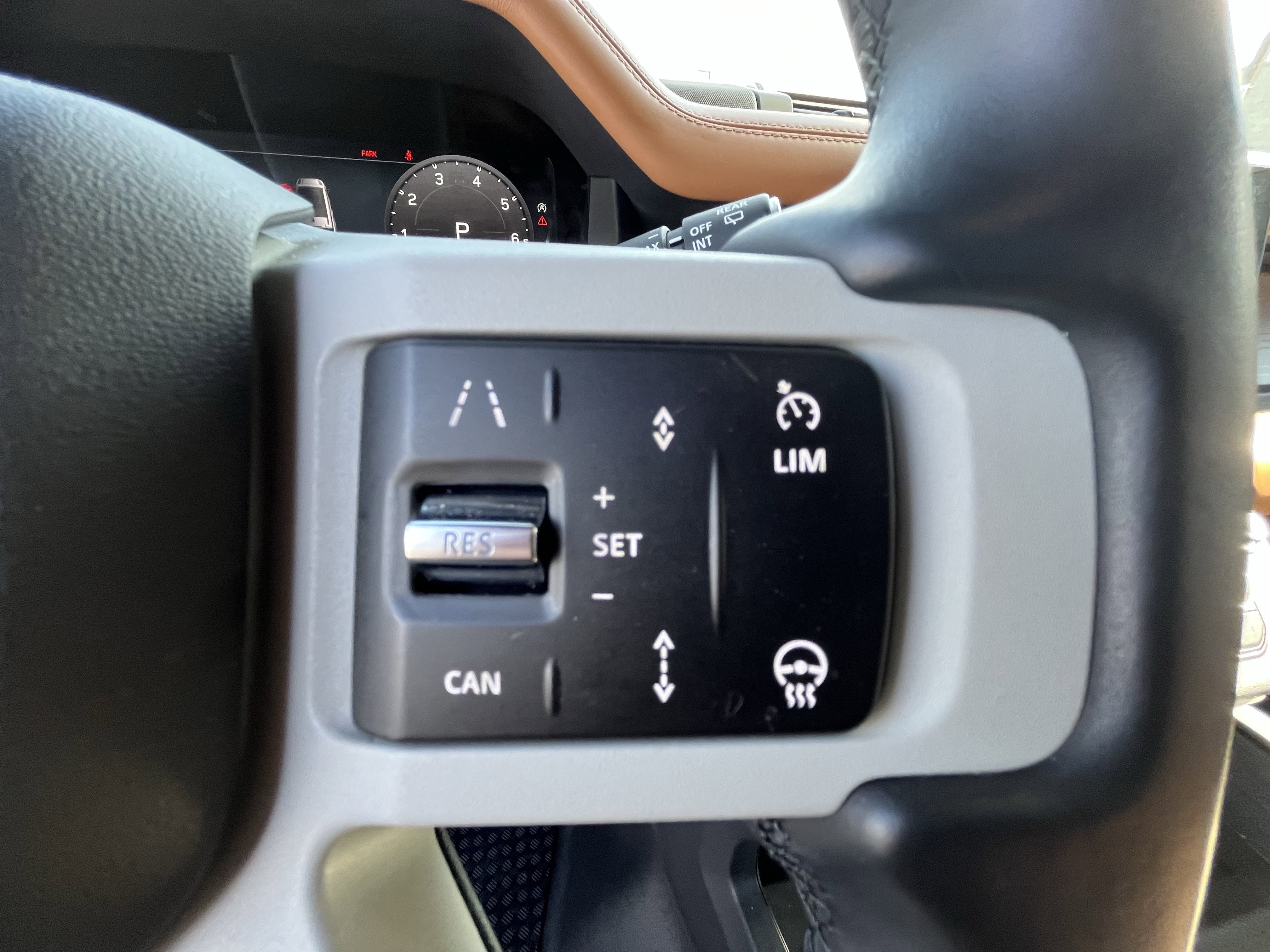 Certified 2024 Land Rover Defender 130 X-Dynamic SE AWD/4WD image 19