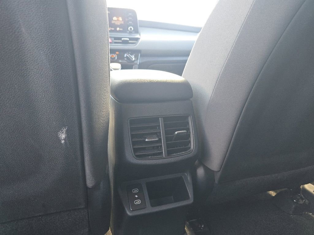 Used 2024 Kia Seltos LX AWD/4WD image 23