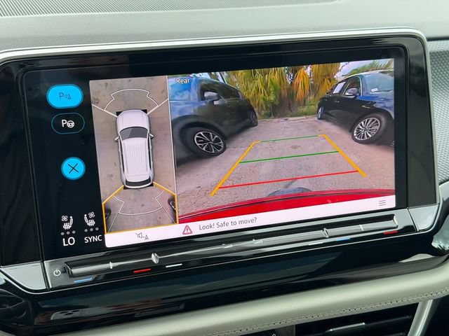 Certified 2024 Volkswagen Atlas Cross Sport SEL Premium R-Line AWD/4WD image 25