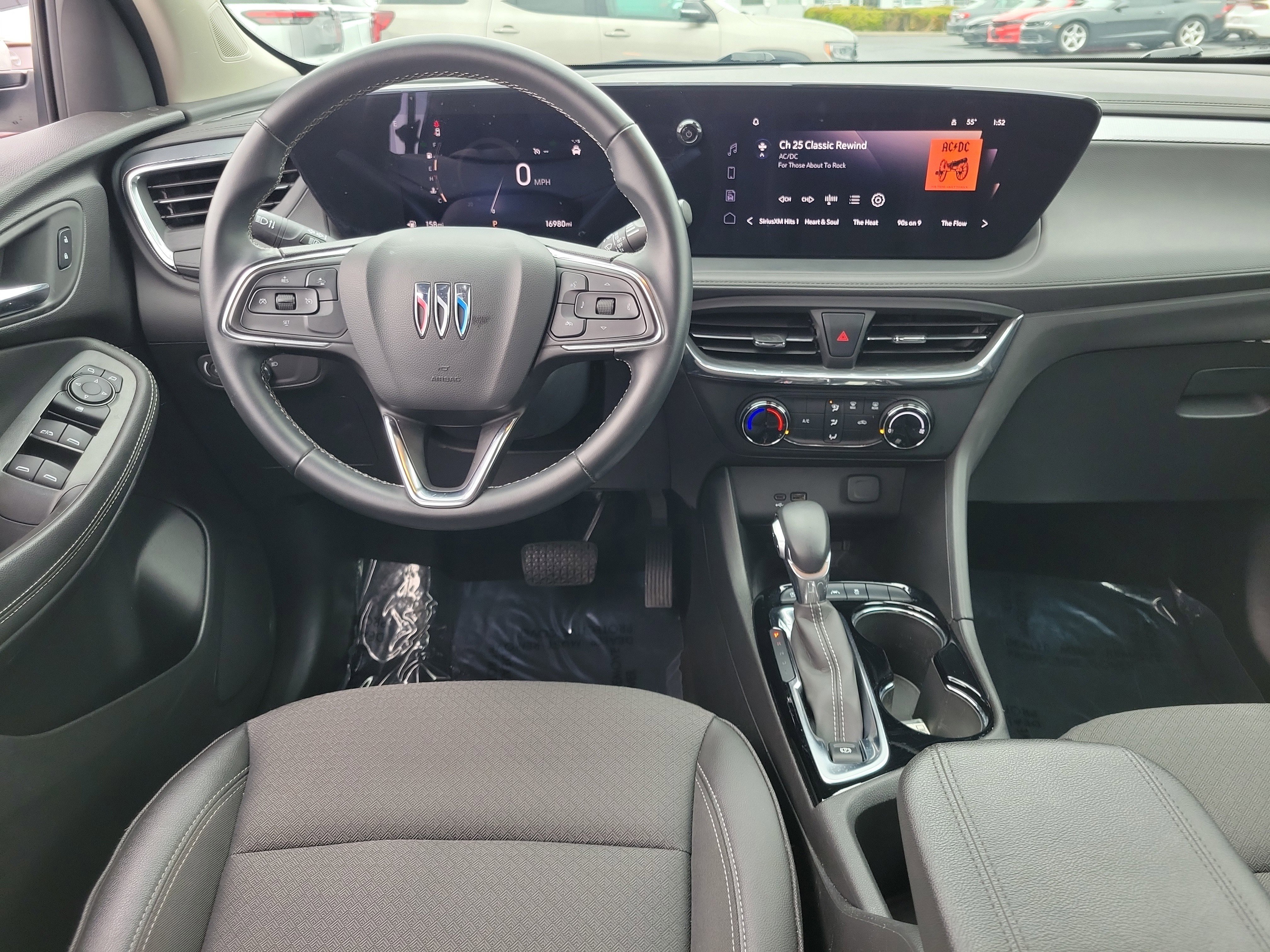 Used 2025 Buick Encore GX Preferred image 10