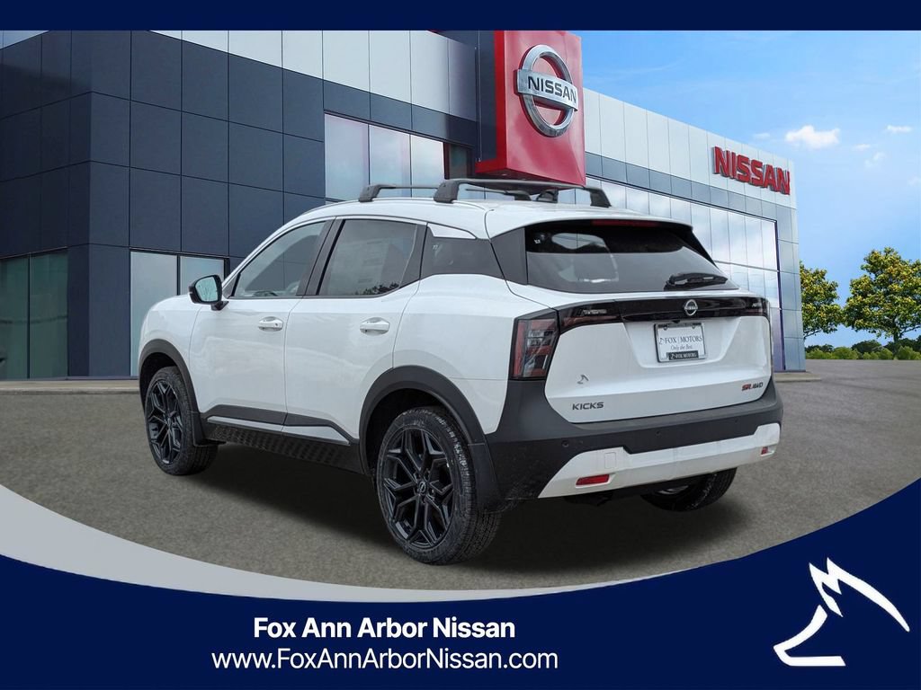Used 2026 Nissan Kicks SR w/ SR Premium Package AWD/4WD image 3