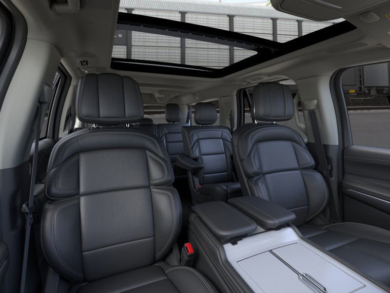 New 2026 Lincoln Navigator L Reserve image 10