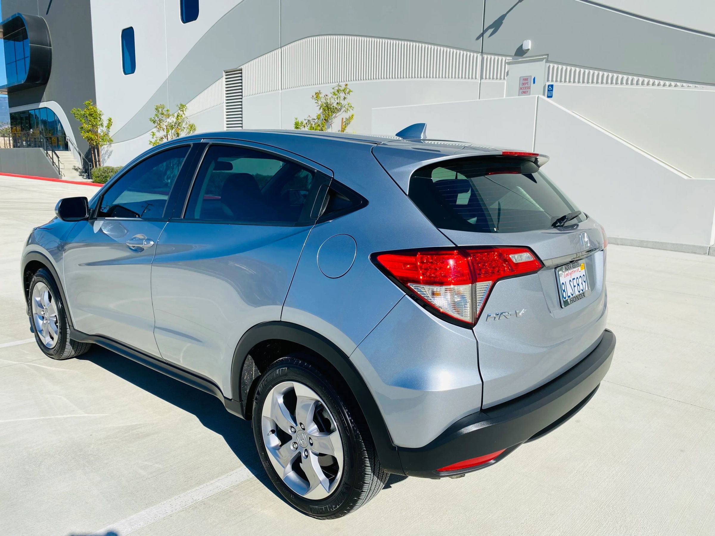 Used 2019 Honda HR-V LX image 18