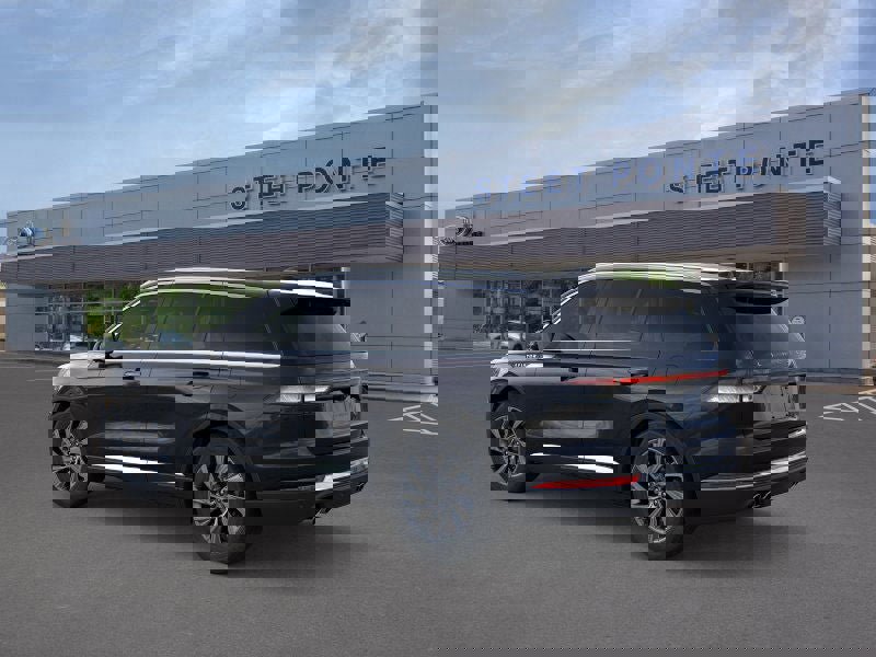 New 2026 Lincoln Aviator AWD image 4