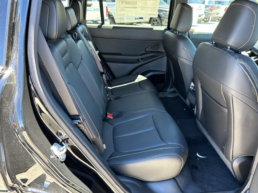 New 2026 Jeep Cherokee Limited AWD/4WD image 17