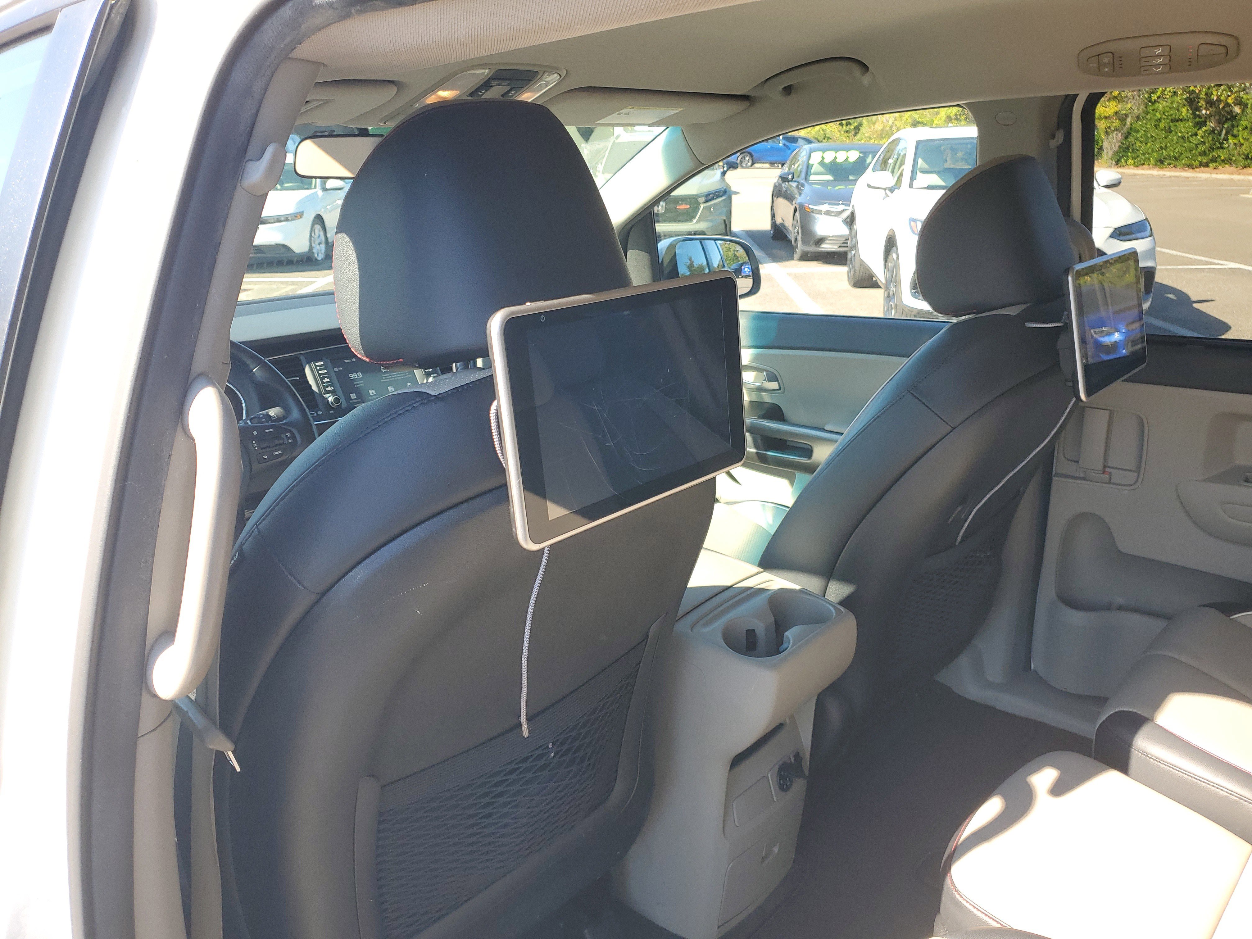 Used 2019 Kia Sedona EX w/ Paint Protection Package image 13