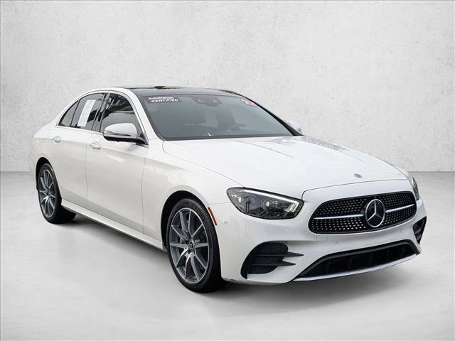 Used 2022 Mercedes-Benz E 450 4MATIC Sedan image 3