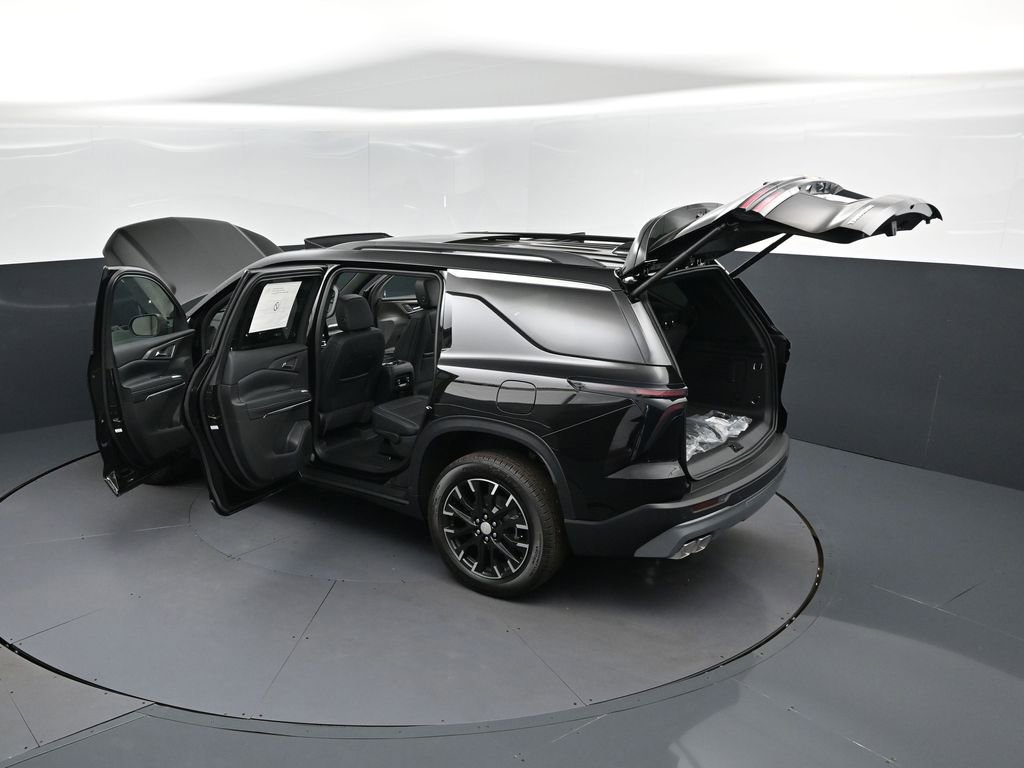 New 2026 Chevrolet Traverse LT w/ Sun and Wheel Package FWD image 47
