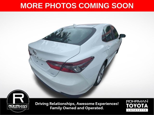 Used 2023 Toyota Camry LE FWD image 3