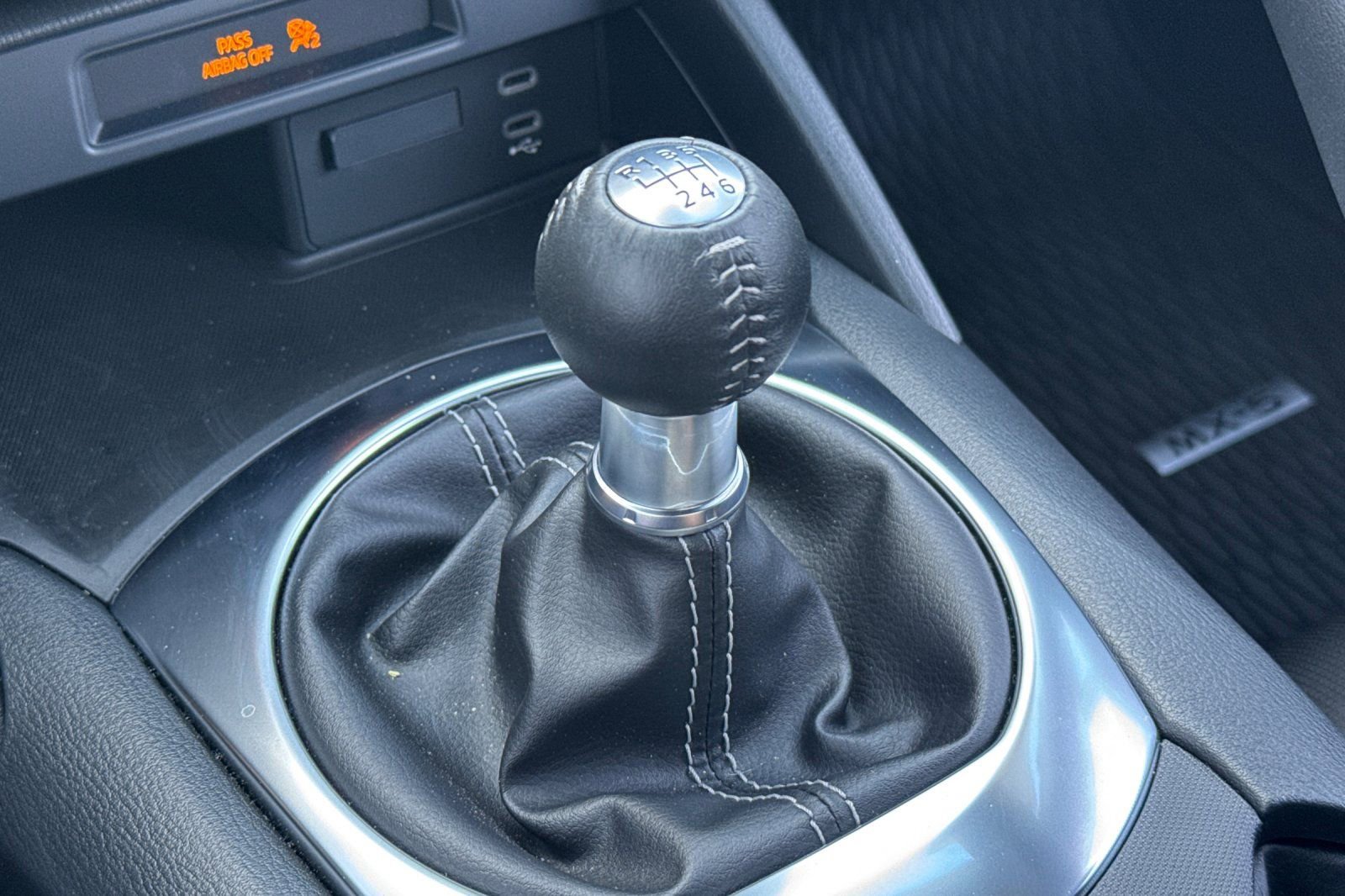 Used 2025 MAZDA MX-5 Miata Sport w/ Appearance Package image 29