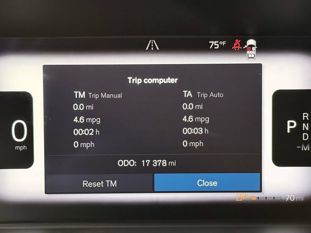 Used 2025 Volvo XC90 B6 Ultra AWD/4WD image 5