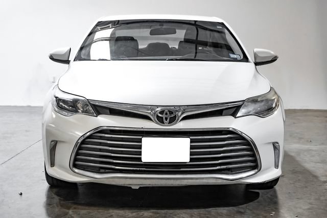 Used 2016 Toyota Avalon XLE FWD image 9