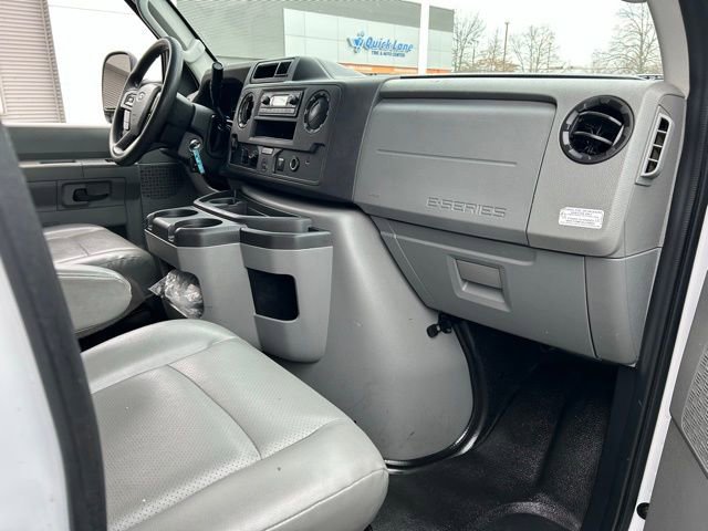 Used 2022 Ford E-450 and Econoline 450 Super Duty w/ Power Windows & Locks Group image 10