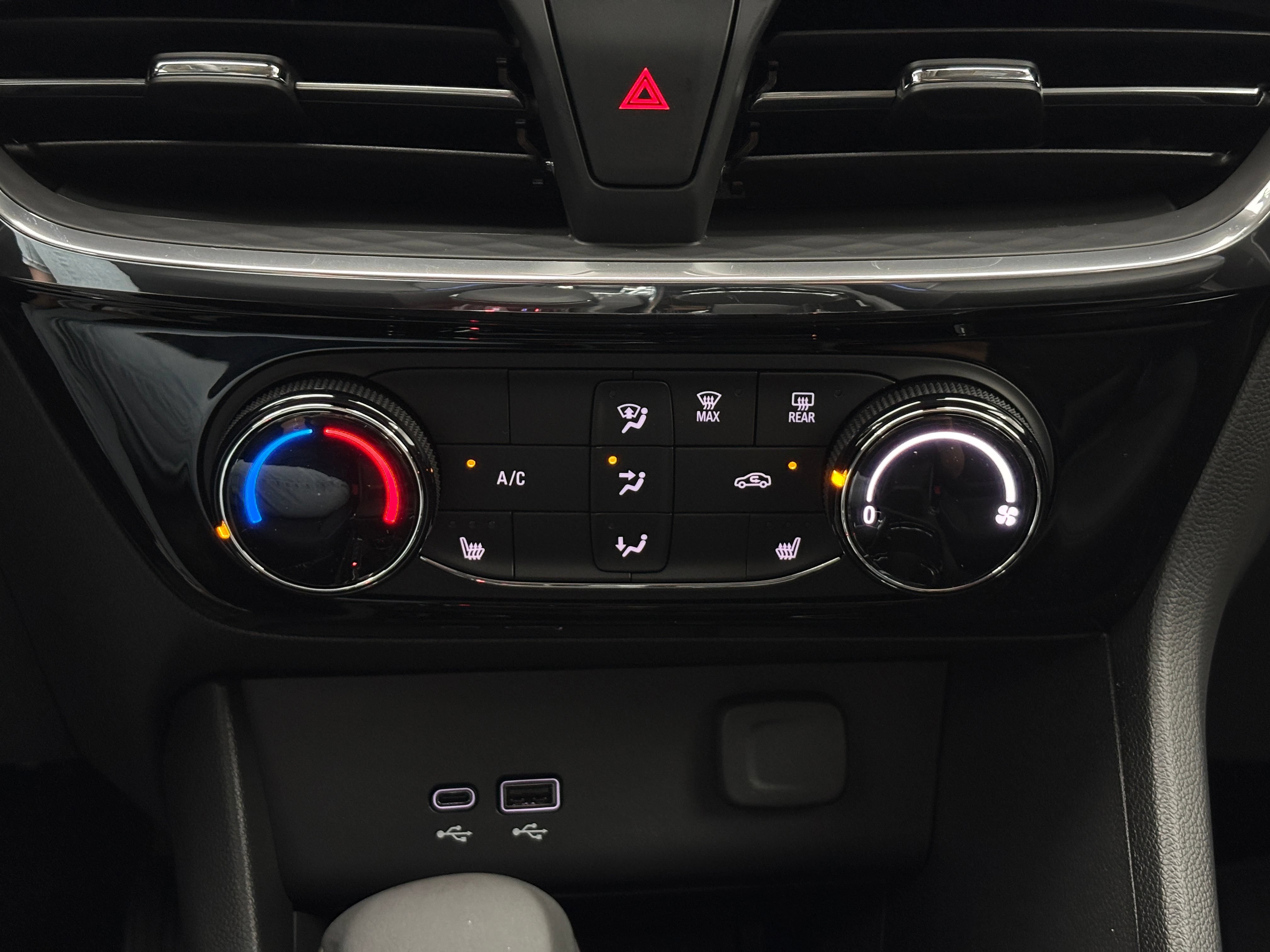 New 2026 Buick Encore GX Sport Touring w/ Advanced Technology Package FWD image 23
