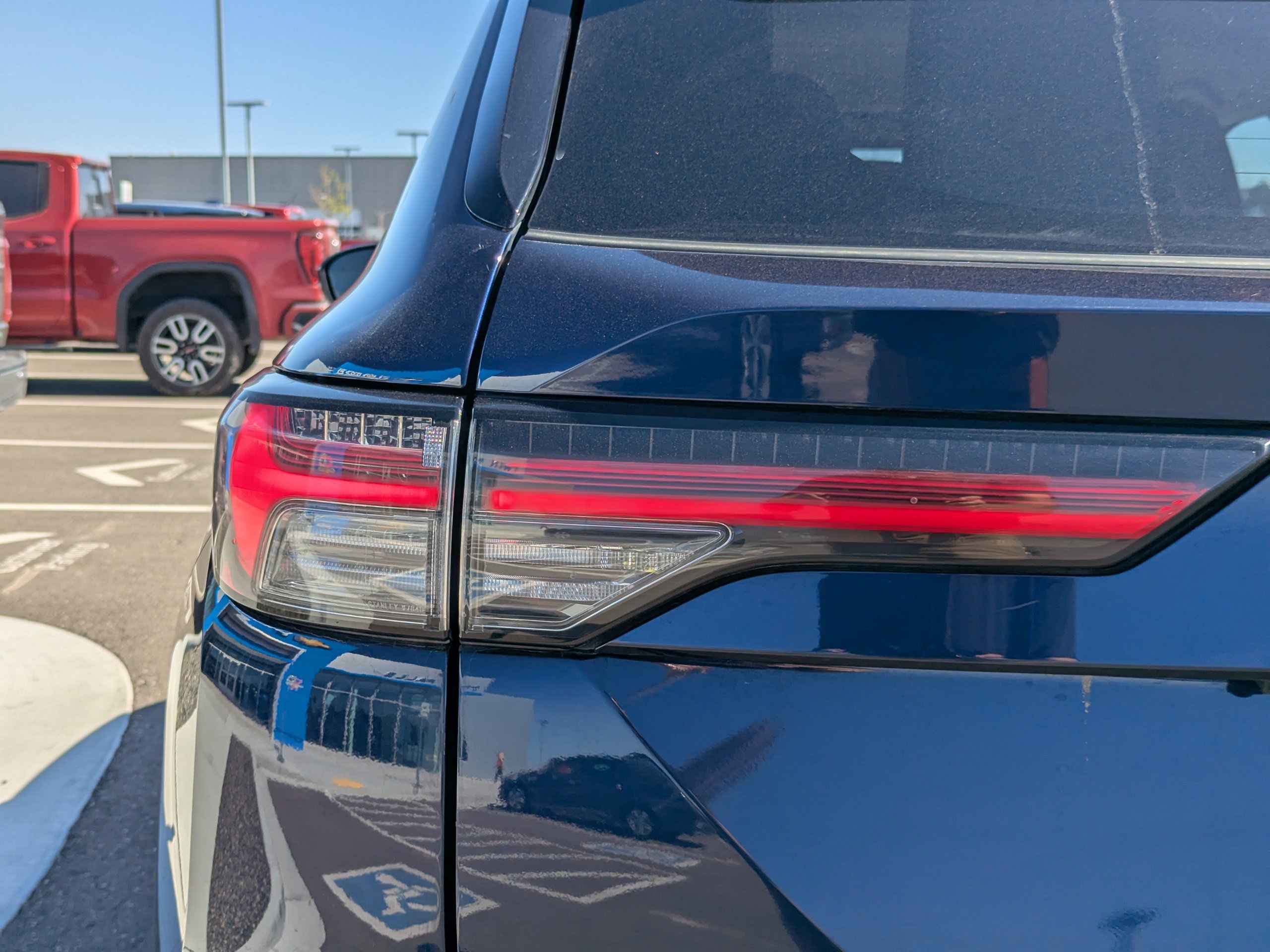 Used 2025 Mitsubishi Outlander SE AWD/4WD image 45