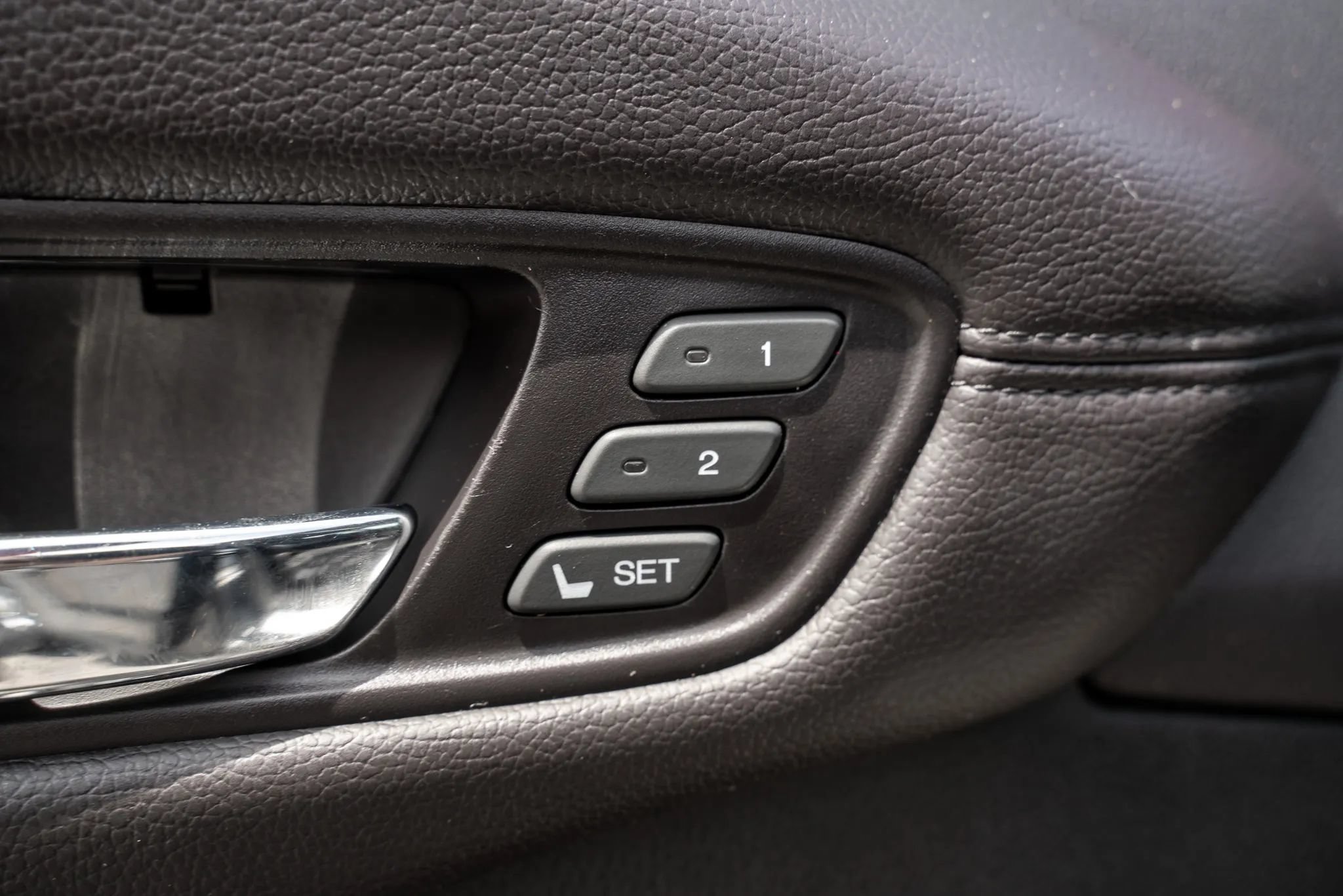 Used 2015 Acura RDX AWD image 16