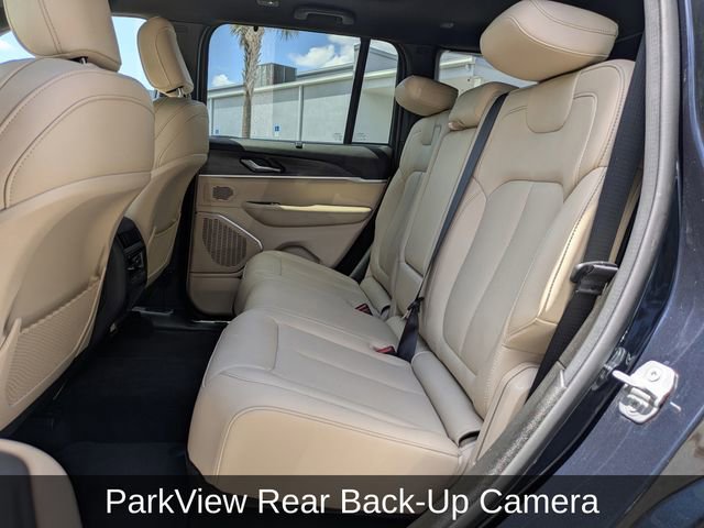 Used 2024 Jeep Grand Cherokee Limited w/ Luxury Tech Group II AWD/4WD image 16