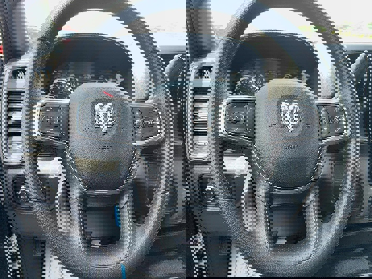 New 2025 RAM 5500 4x4 Crew Cab image 10