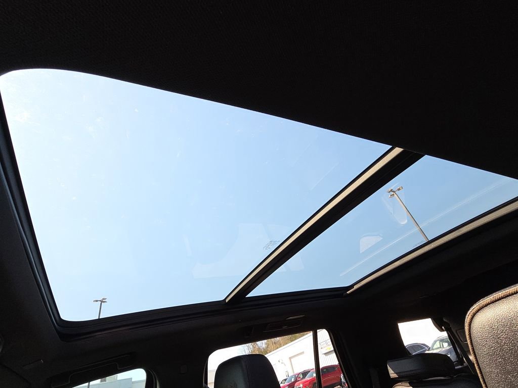 Used 2023 Chevrolet Tahoe High Country image 26