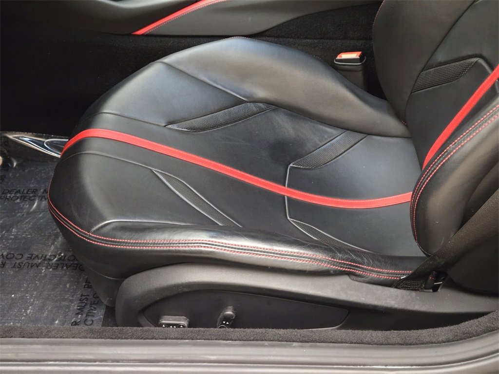 Used 2020 Ferrari 812 Superfast image 33