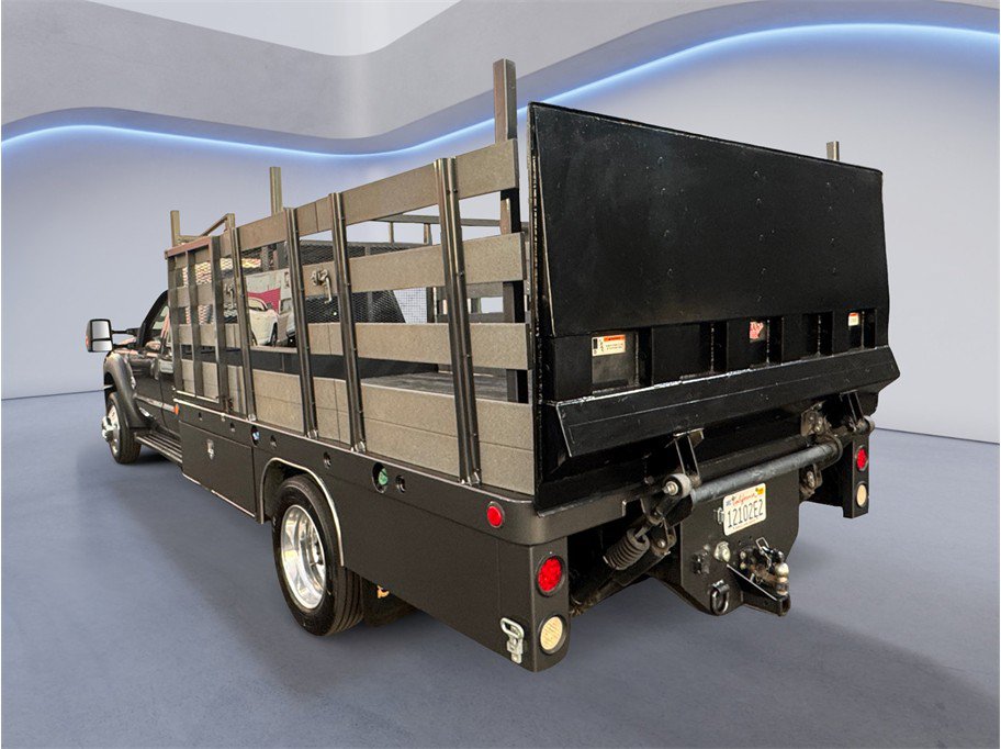 Used 2016 Ford F550 2WD Crew Cab Super Duty image 4