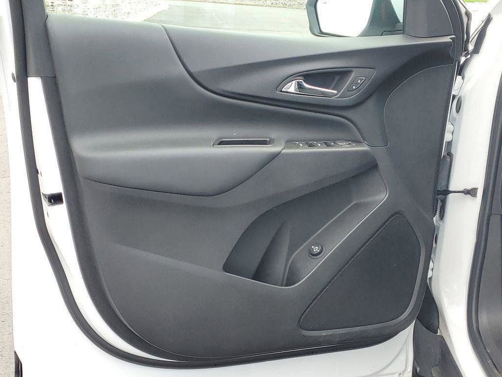 Used 2024 Chevrolet Equinox LT FWD image 19