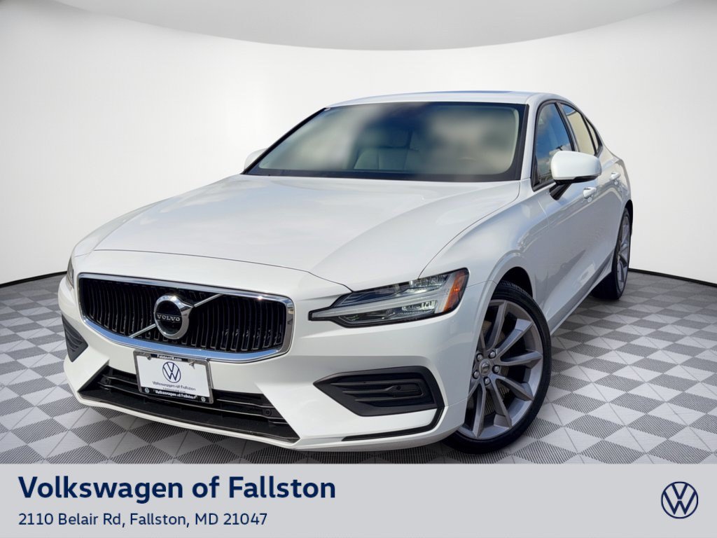 Used 2020 Volvo S60 T6 Momentum AWD/4WD image 1