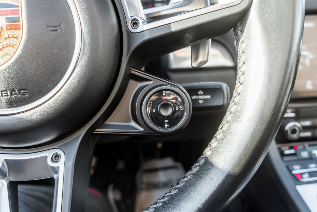 Used 2018 Porsche 718 Boxster GTS image 28