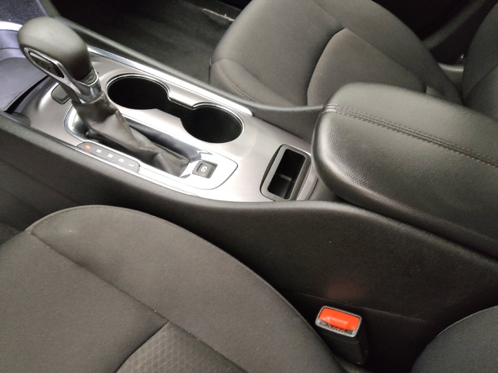 Used 2022 Chevrolet Malibu LT FWD image 26