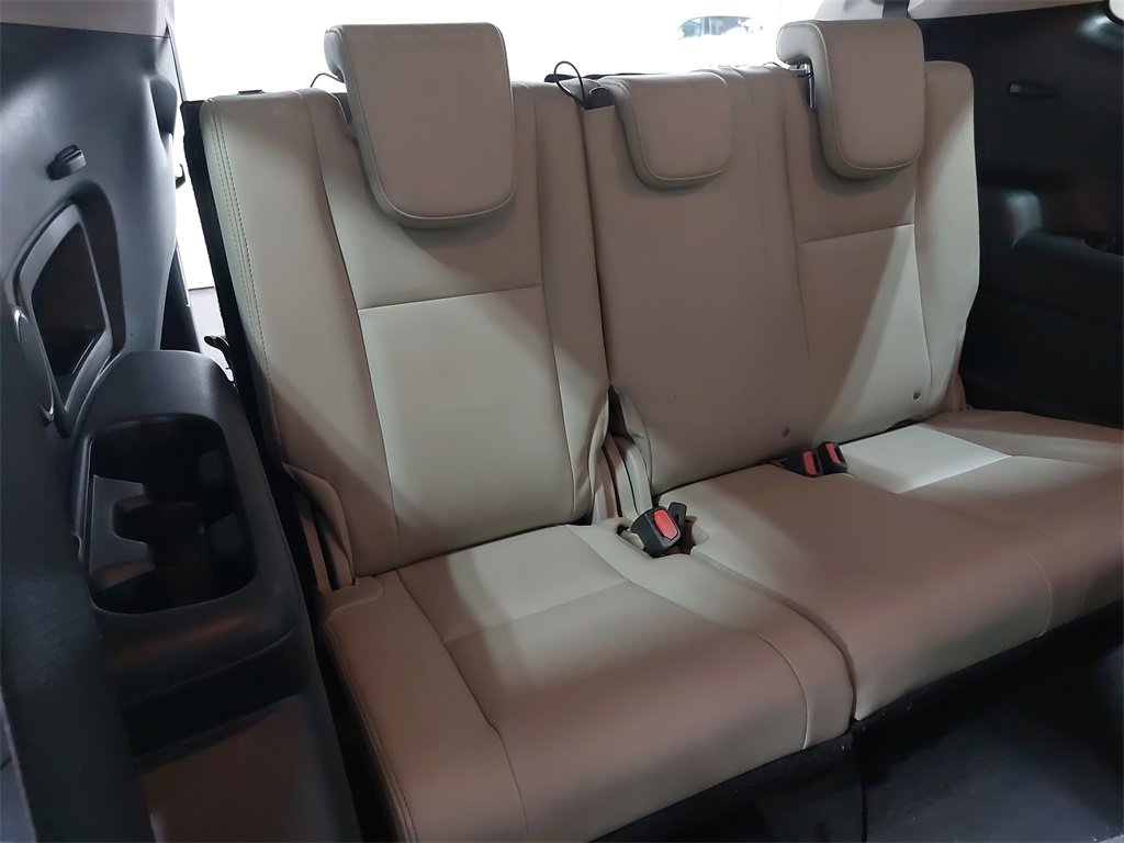 Used 2022 Subaru Ascent Limited w/ Technology Package image 12