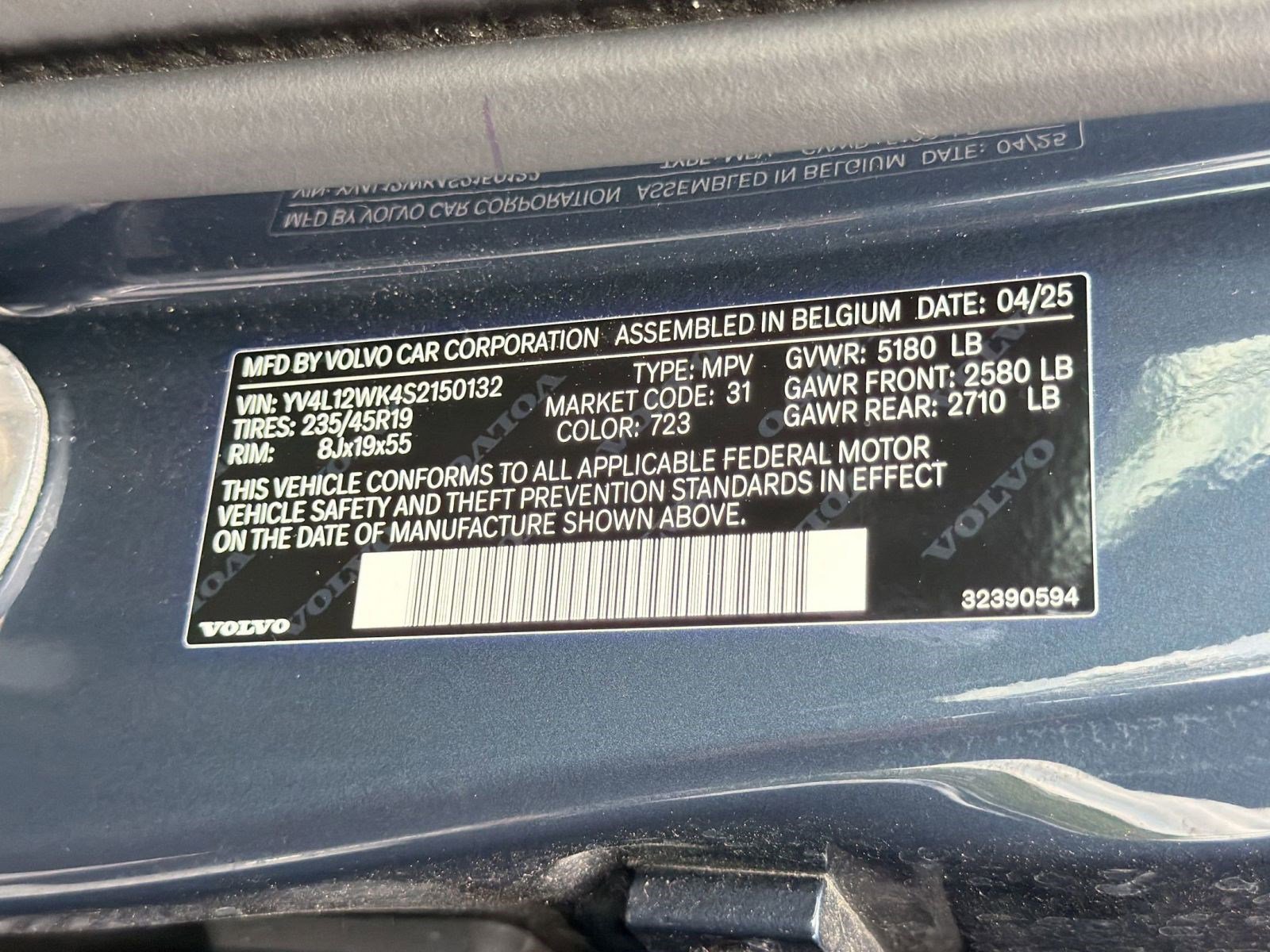 Certified 2025 Volvo V60 B5 Cross Country Plus AWD/4WD image 22