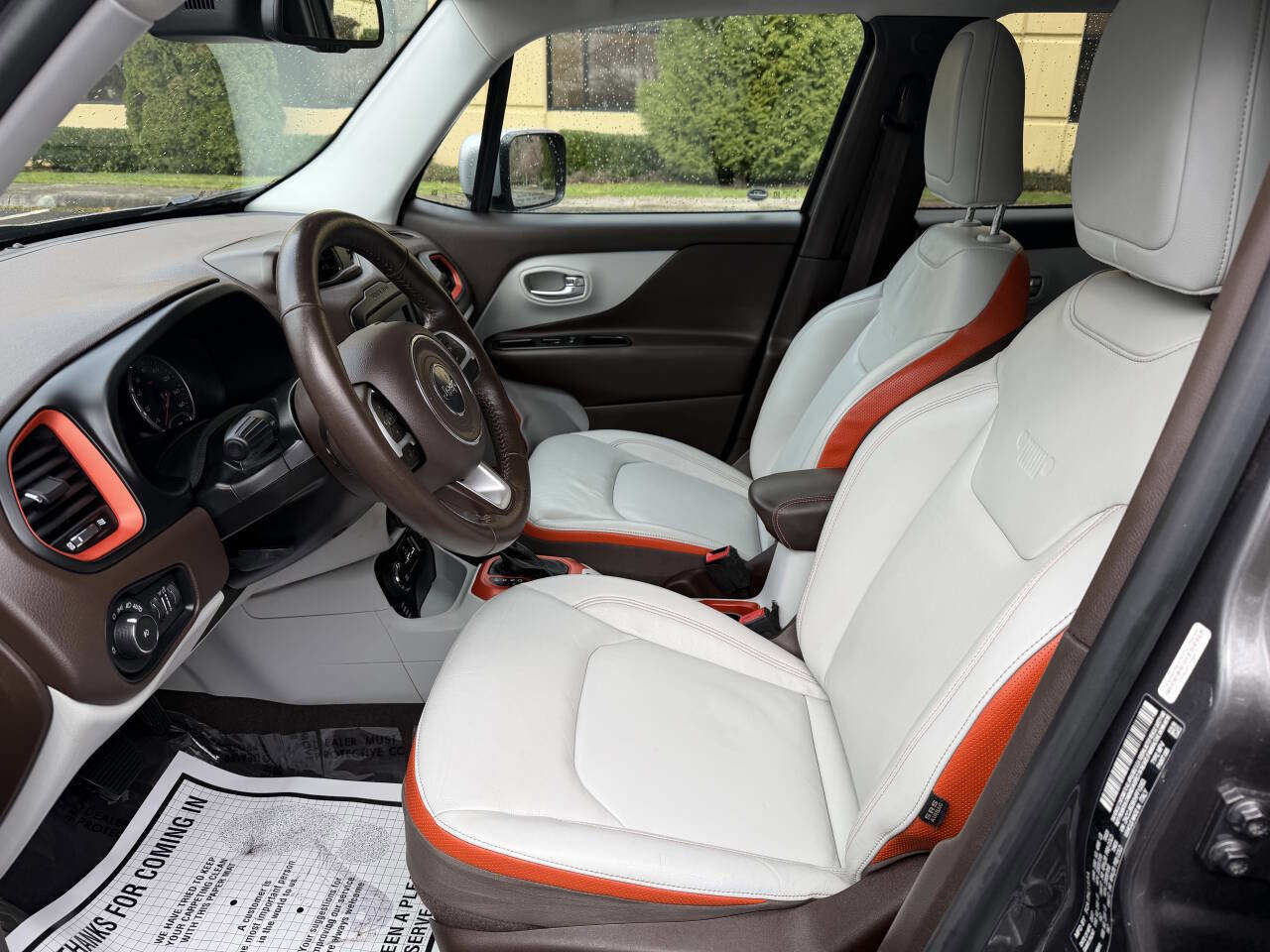 Used 2017 Jeep Renegade Limited image 11