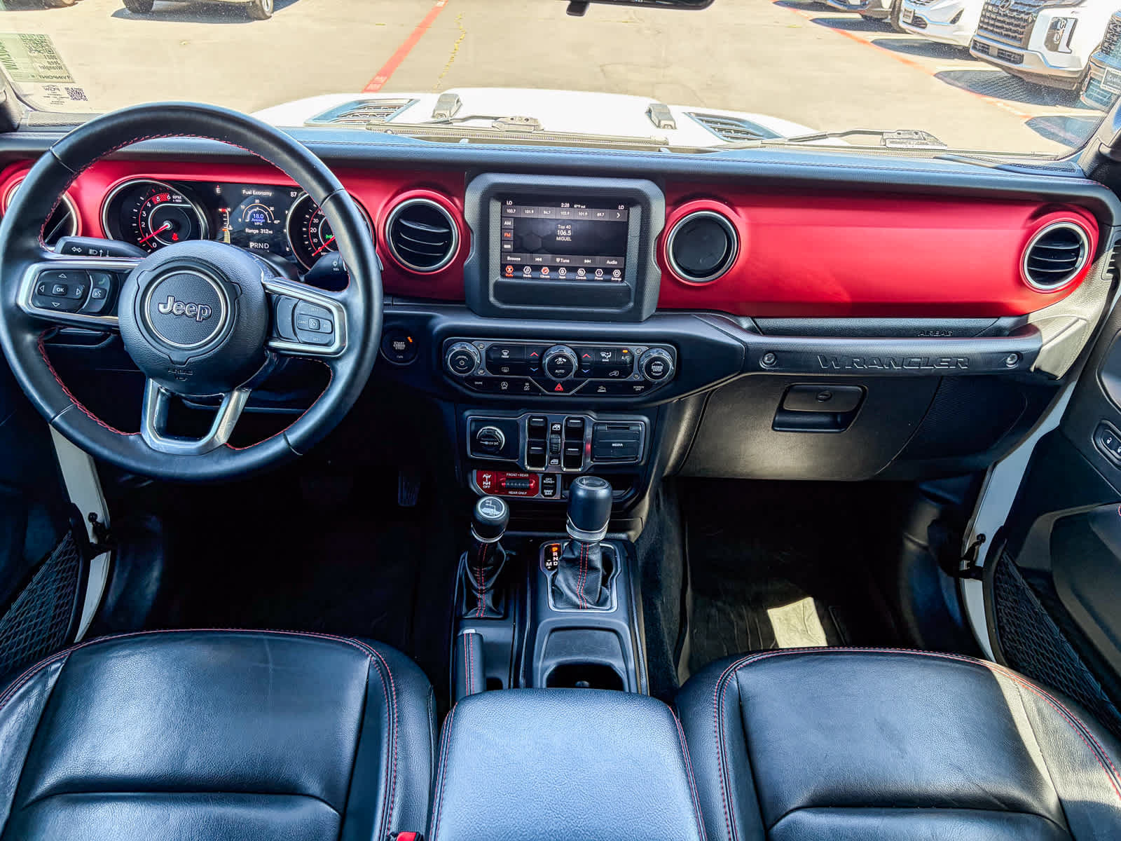 Used 2021 Jeep Wrangler Unlimited Rubicon AWD/4WD image 11