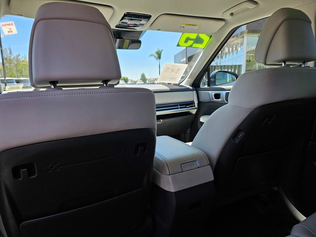 Certified 2025 Hyundai Santa Fe SEL AWD/4WD image 8