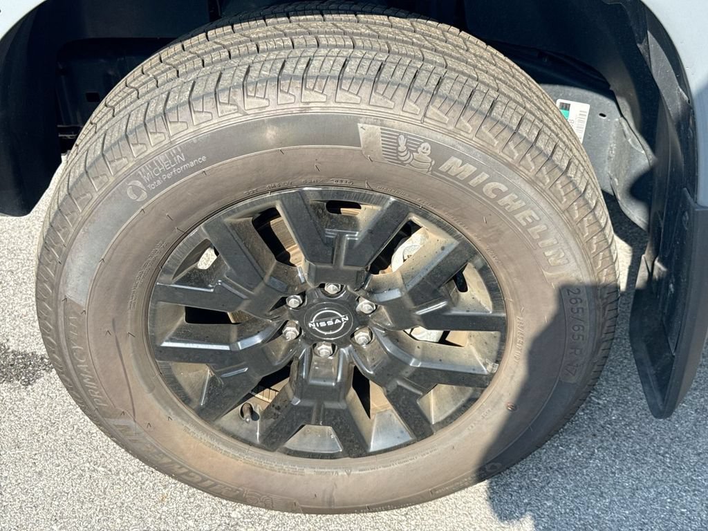 Used 2026 Nissan Frontier SV AWD/4WD image 10