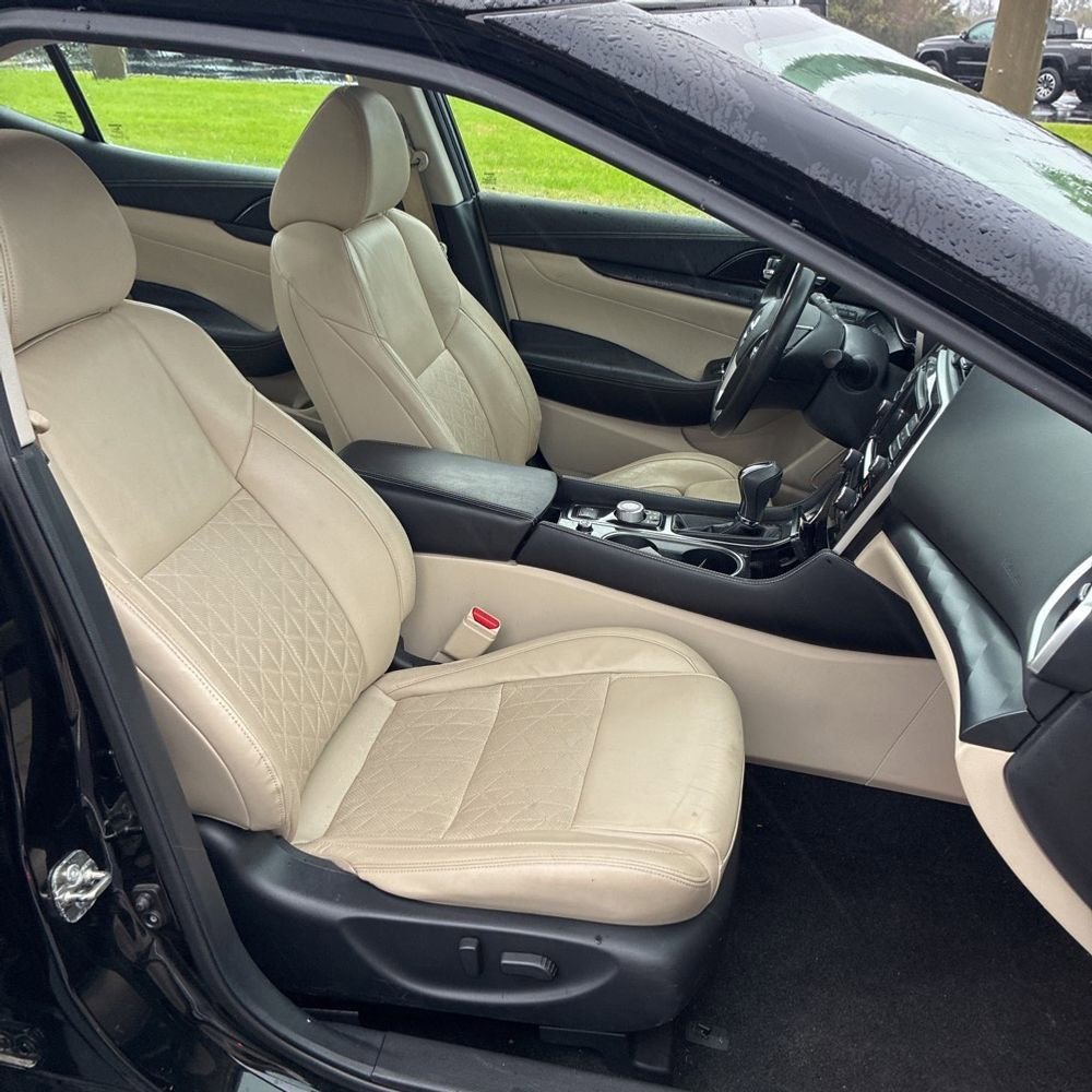 Used 2019 Nissan Maxima Platinum w/ Sport Mat Group image 6