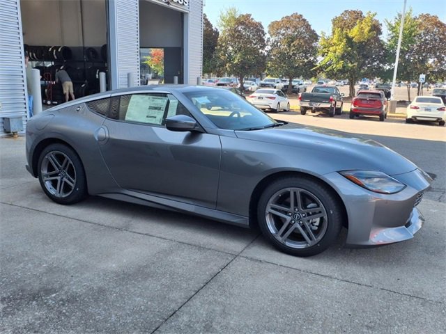 New 2025 Nissan Z Sport w/ Floor Mat Package video 2