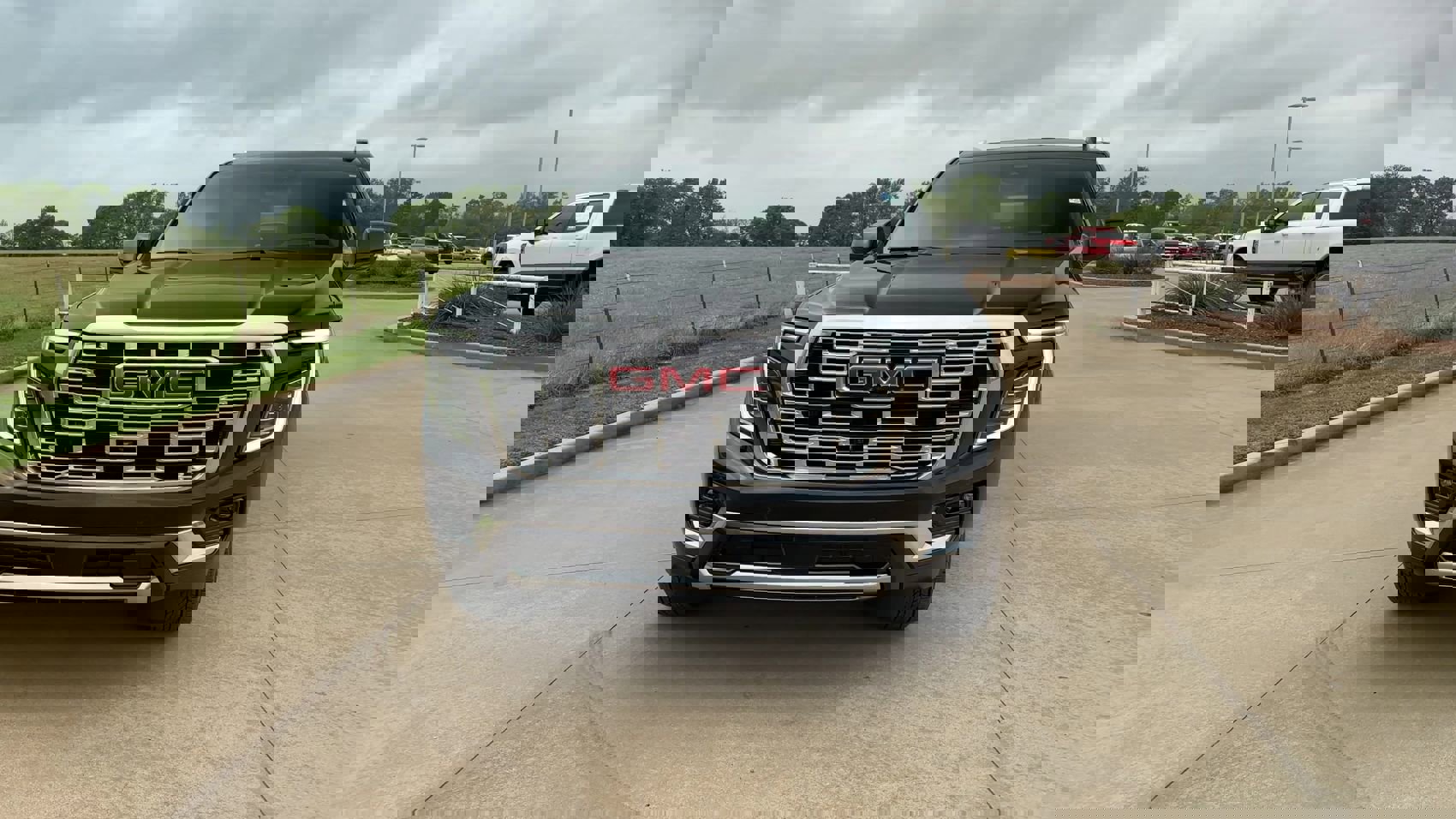 Used 2025 GMC Yukon XL Denali image 3