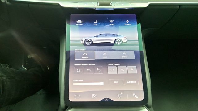 Used 2024 Lucid Air Pure RWD image 67