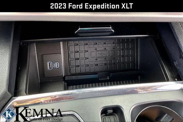 Used 2023 Ford Expedition XLT AWD/4WD image 18