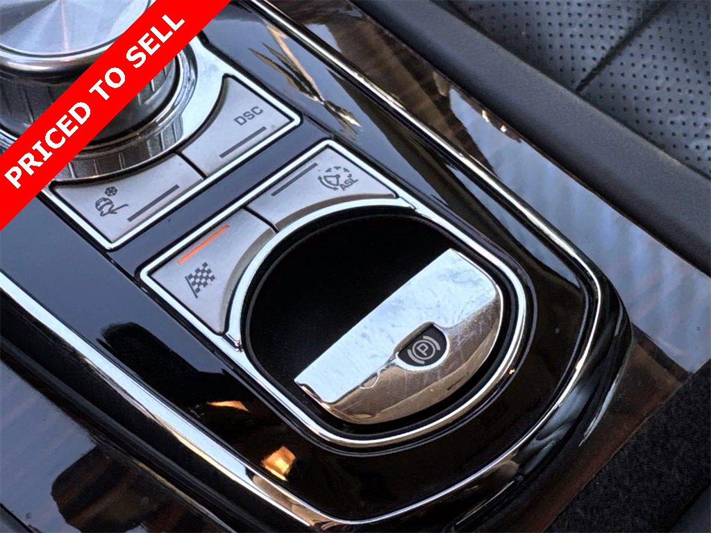 Used 2010 Jaguar XK Convertible image 22