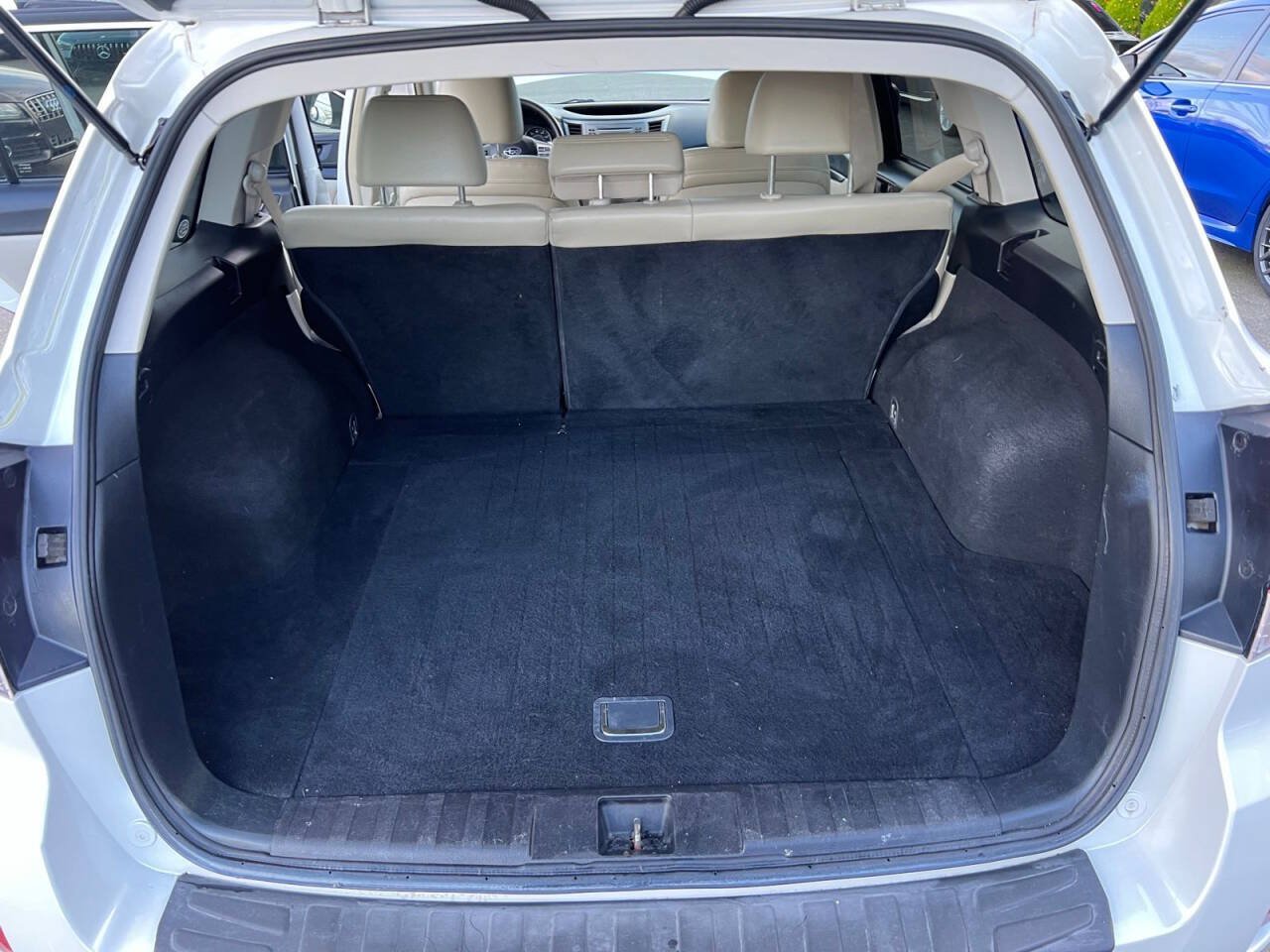 Used 2012 Subaru Outback 3.6R Limited AWD/4WD image 18